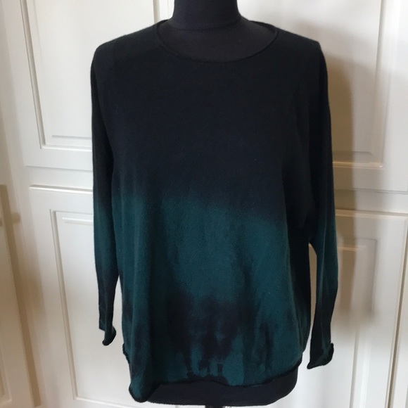 Tie Dyed Zoe Couture Sweater- 💥 - Picture 1 of 5